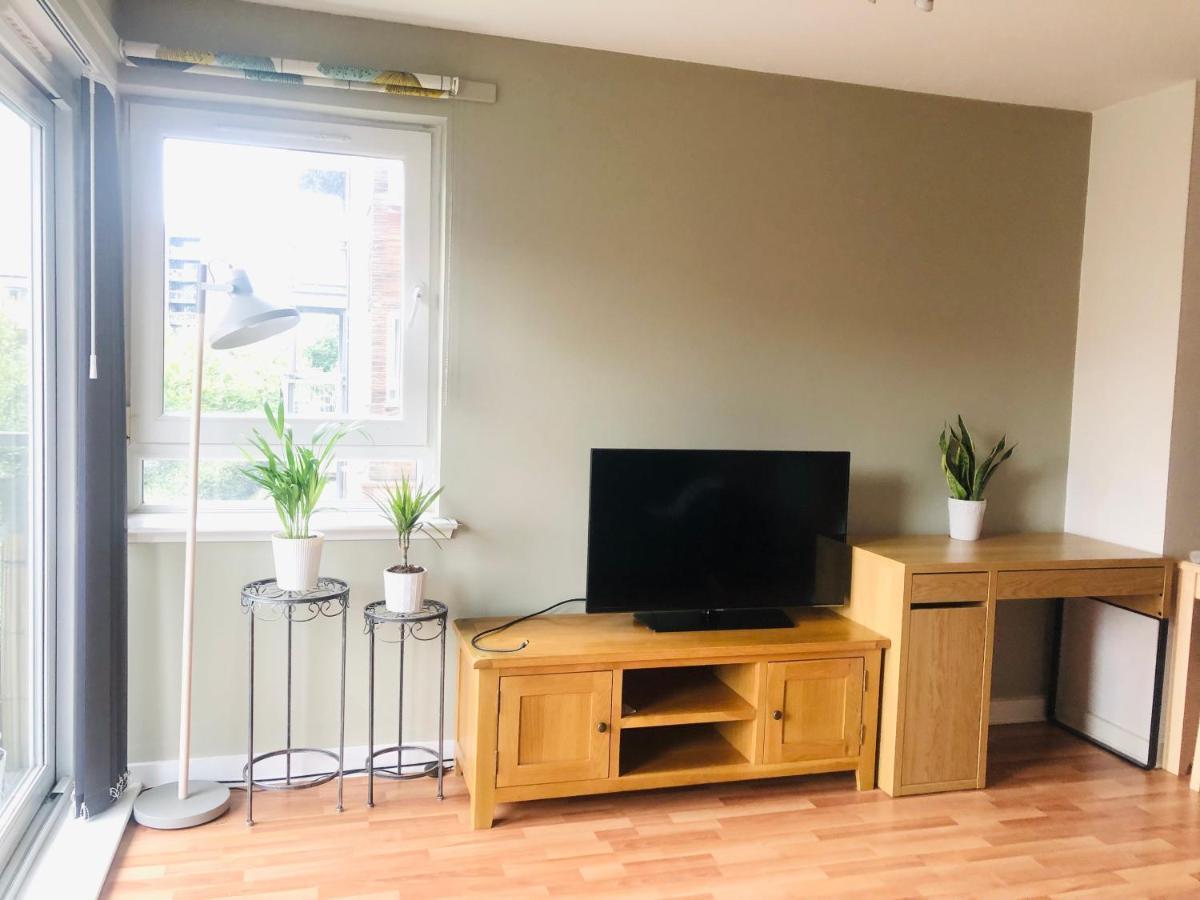 Modern Spacious Retreat Full Fibre Wi-Fi & Free Parking אדינבורו מראה חיצוני תמונה
